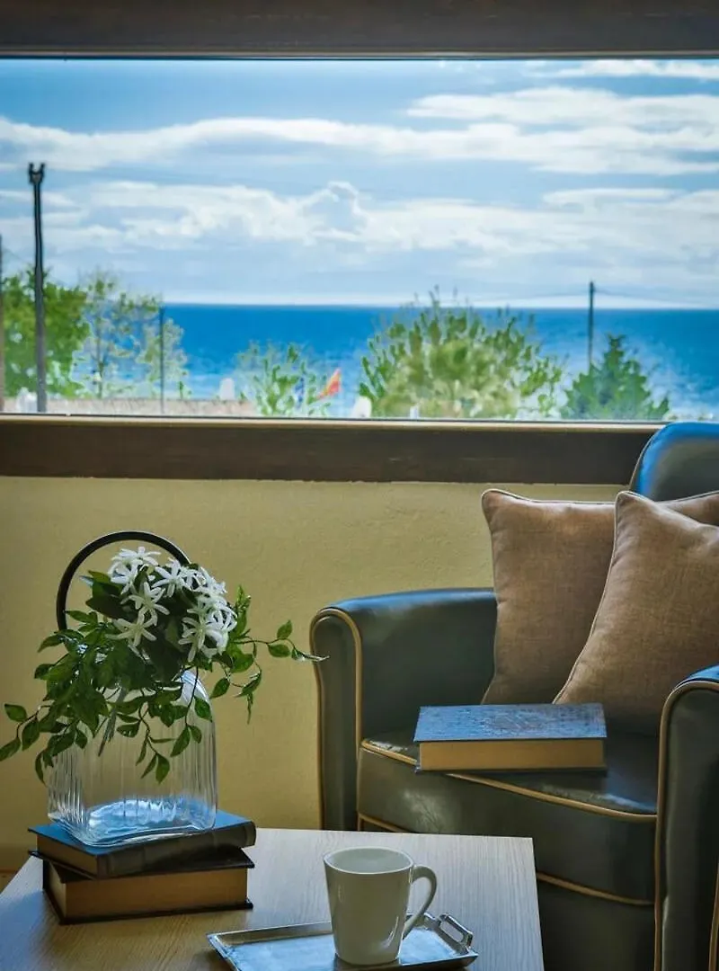 Stigmes Villas & Suites Nea Skioni 0*,