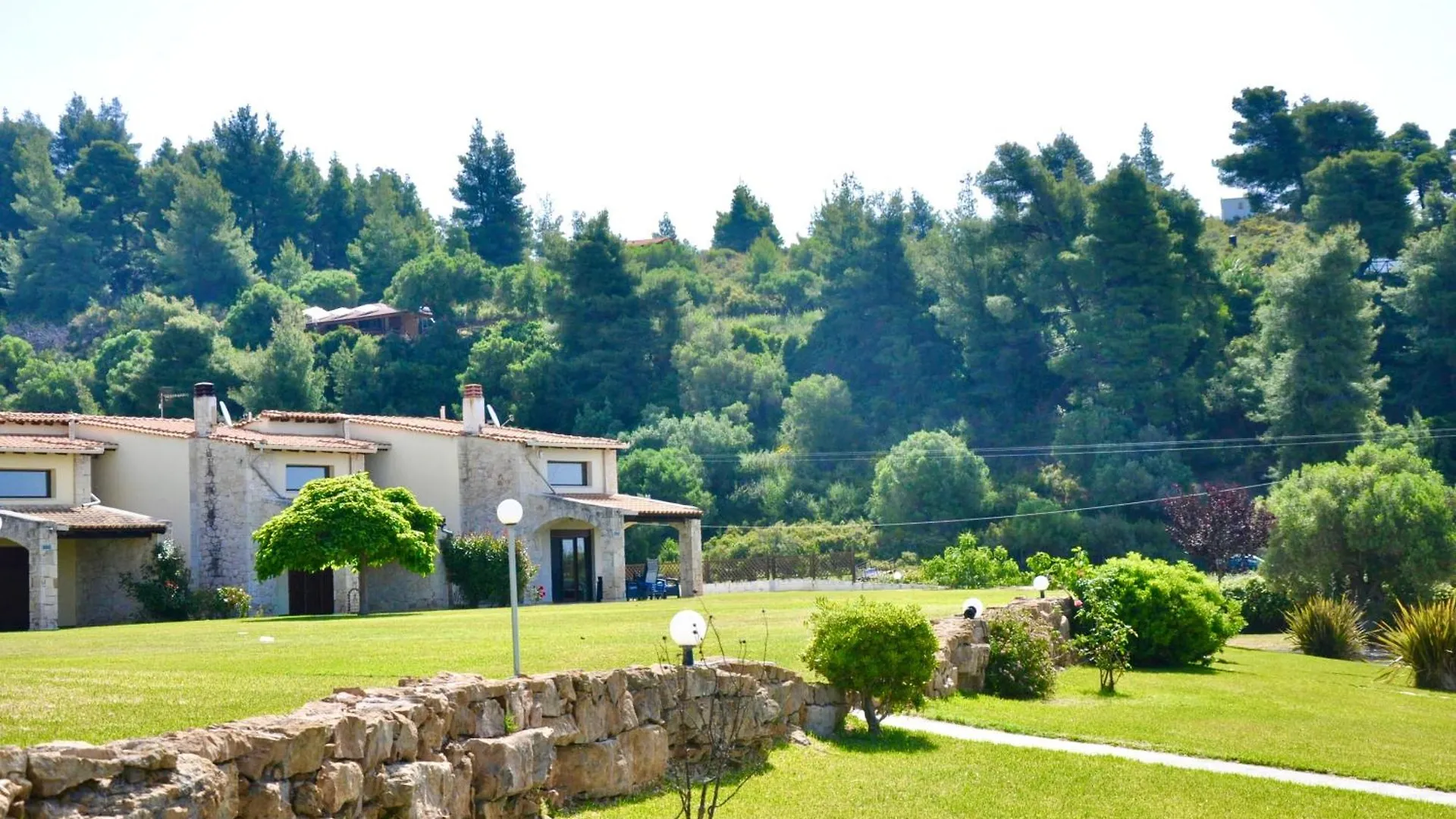 Stigmes Villas & Suites Nea Skioni Greece